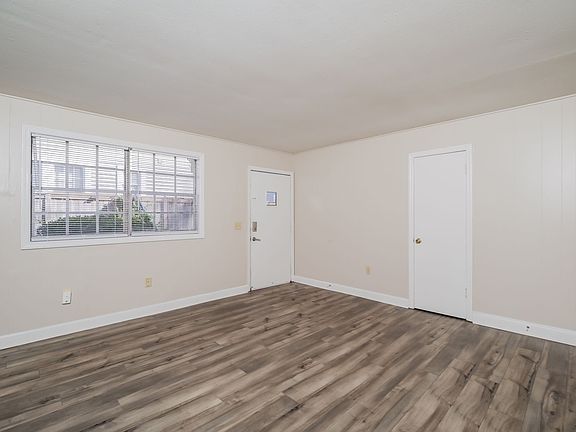 3rd image of 517 Rutledge Ave APT A