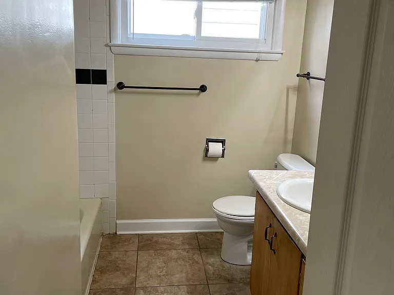 7939 24th Ave — Photo 9