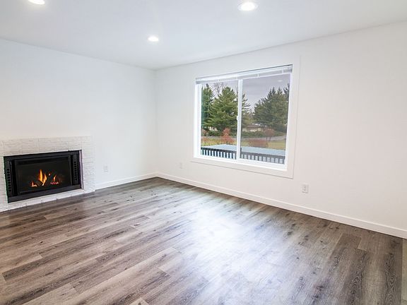 3rd image of 5034 S 58th St #A