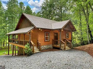 125 Blackberry Dr, Mineral Bluff, GA 30559