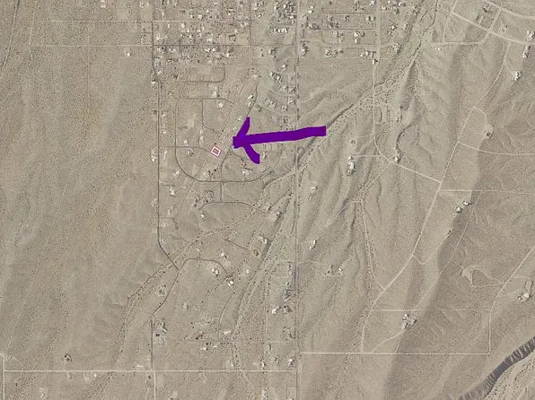 29850 N Surf Spray Dr, Meadview, AZ 86444