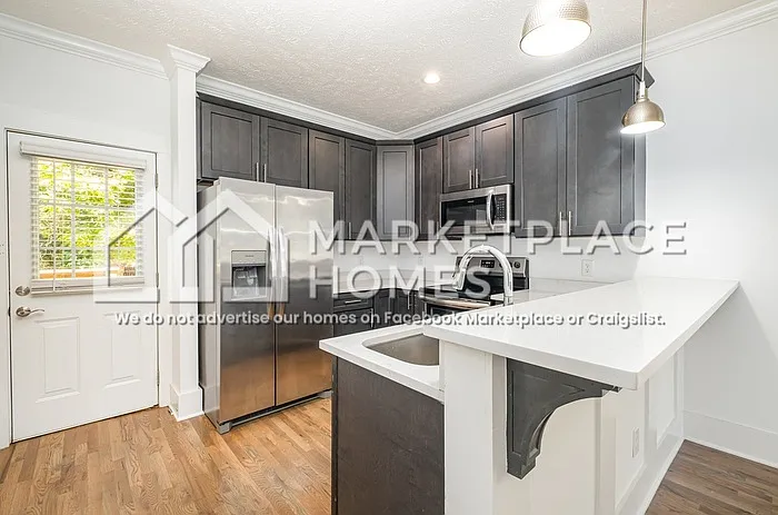 173 Peach St — Photo 10