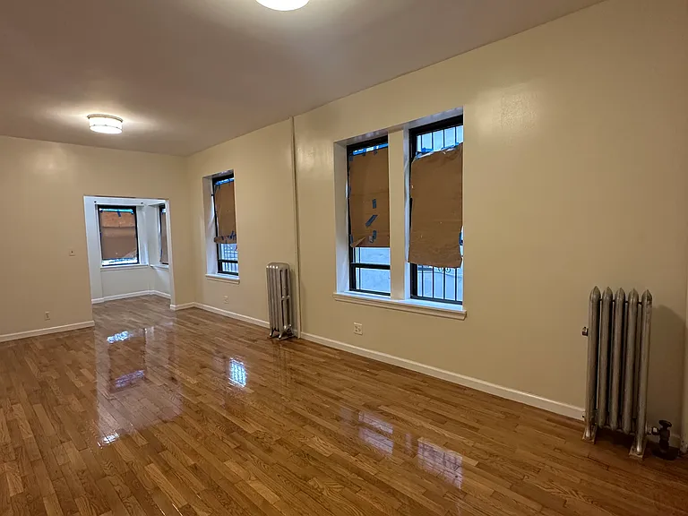 2519 Beverley Rd #1 — Photo 6