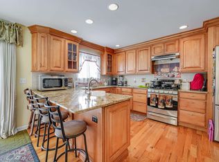 450 Spring Valley Rd, Paramus, NJ 07652