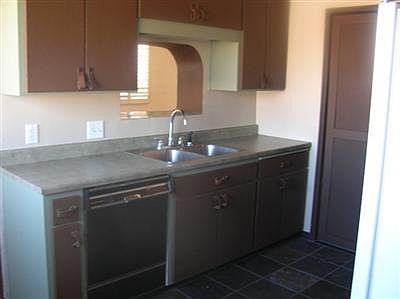 5th image of 4030 N Tyndall Ave
