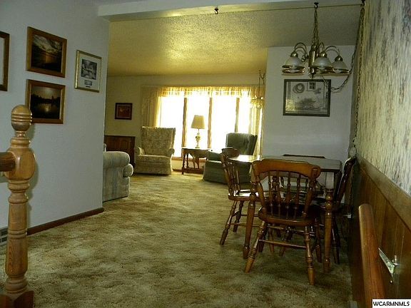 2nd image of 104 Elm Pl
