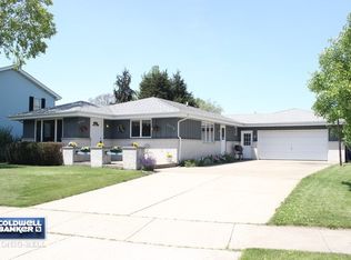 2312 Ardaugh Ave, Crest Hill, IL 60403