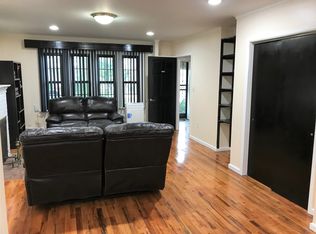 16015 84th Ave, Jamaica, NY 11432