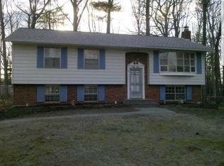 38 Sonat Rd, Clifton Park, NY 12065