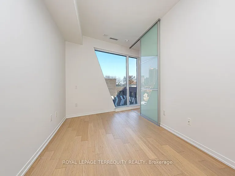 138 Saint Helens Ave #501 — Photo 15