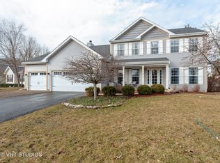 848 Mockingbird Dr, Antioch, IL