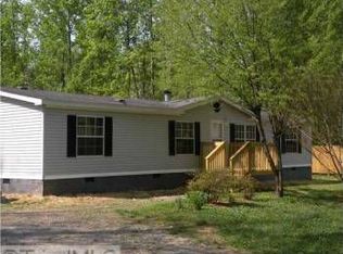 2724 Henning Dr, Winston Salem, NC 27106