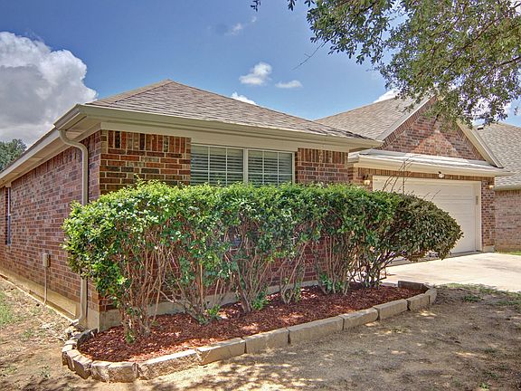 3rd image of 1233 Brownford Dr
