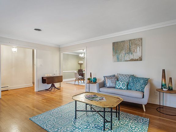 2nd image of 2948 Scarsborough Dr
