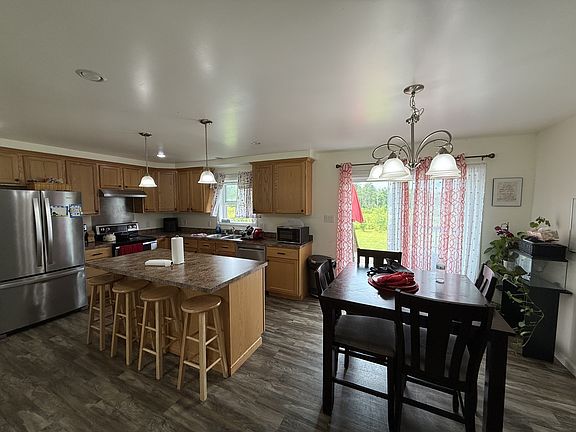 2nd image of 1258 Warren Rd