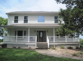 10421 Peters Rd, Hannibal, MO 63401