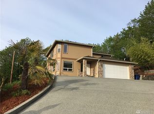 207 Lind Ave NW, Renton, WA 98057