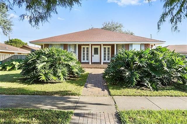 1st image of 2222 N Friendship Dr