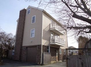 15 Crescent Rd #3, Middletown, RI 02842