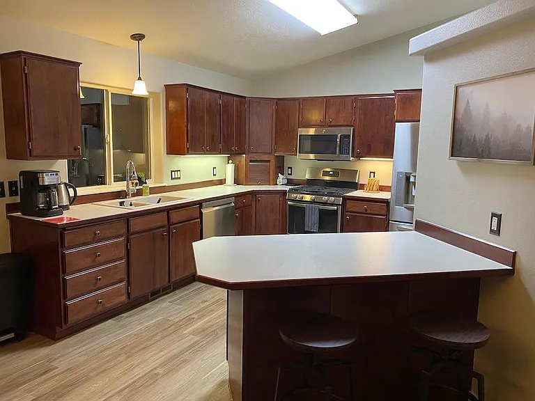 2312 E Timbercrest Ct — Photo 7