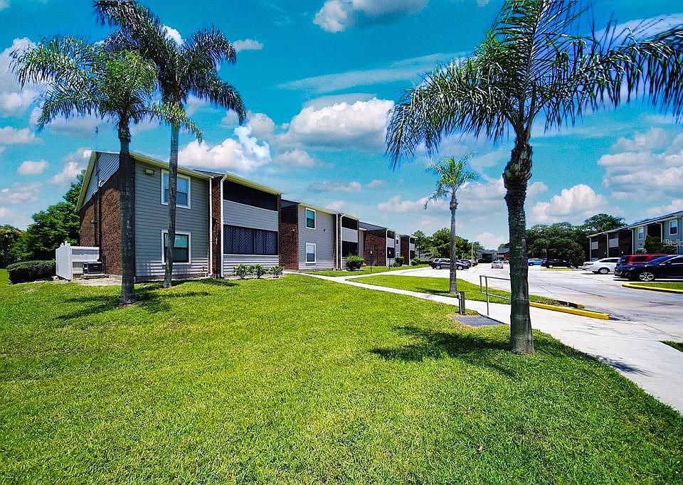 1st image of 1400 Gandy Blvd N Unit 406