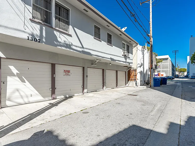 1307 14th St #2 — Photo 13