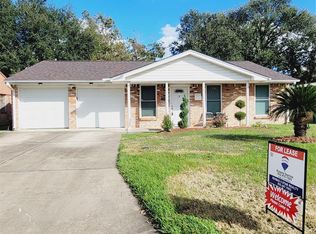 2125 Walnut Ln, Pasadena, TX 77502