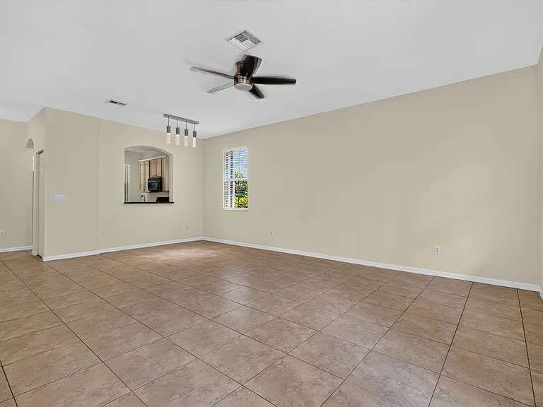 158 W Thatch Palm Cir — Photo 16