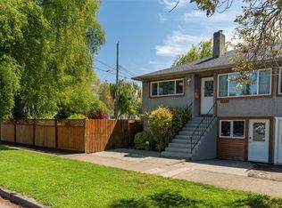 1451 Brooke St, Victoria, BC V8S1M4