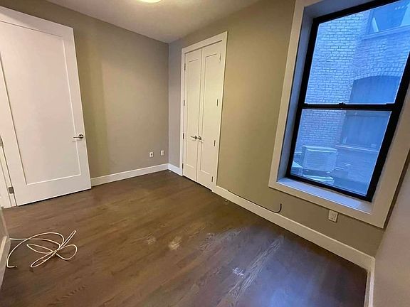 4th image of 162 Woodruff Ave #1L