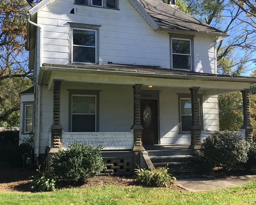 Middlebranch Ave NE
