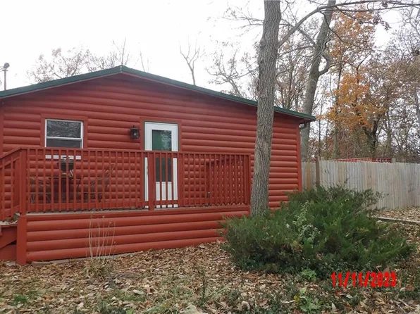 8301 E Whippoorwill Hill Dr, Freeman, MO 64746