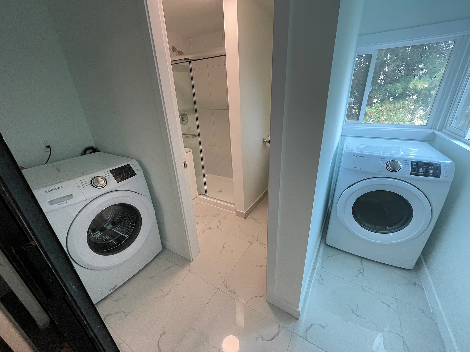 5 bed, 2500 sqft, $2,950 — Photo 3