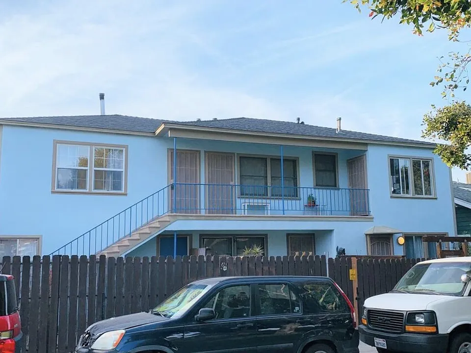 113 Clubhouse Ave #4