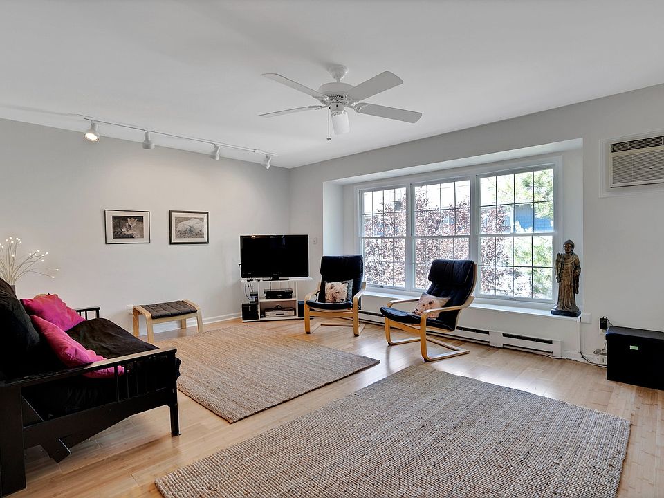 1st image of 301 Claremont Ave Unit 6