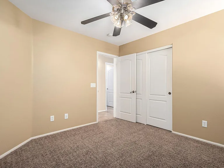 1238 W Dana Dr — Photo 30