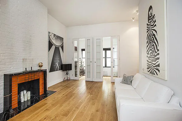 Rented by Modlin Group | media 10