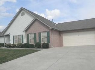 1079 Timberwood Dr, Beaver Falls, PA