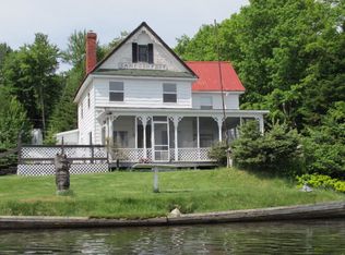 74 Dunbaden Rd, Owls Head, NY 12969