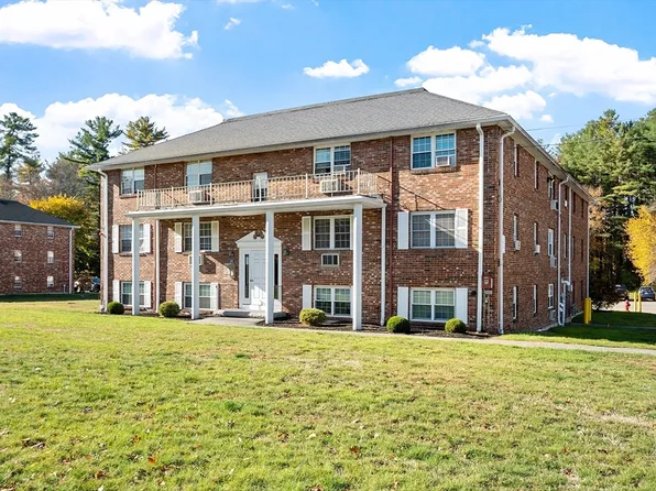 428 Great Rd APT 10, Acton, MA 01720