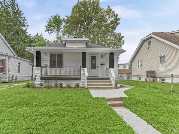 916 W Monroe St, Belleville, IL 62220