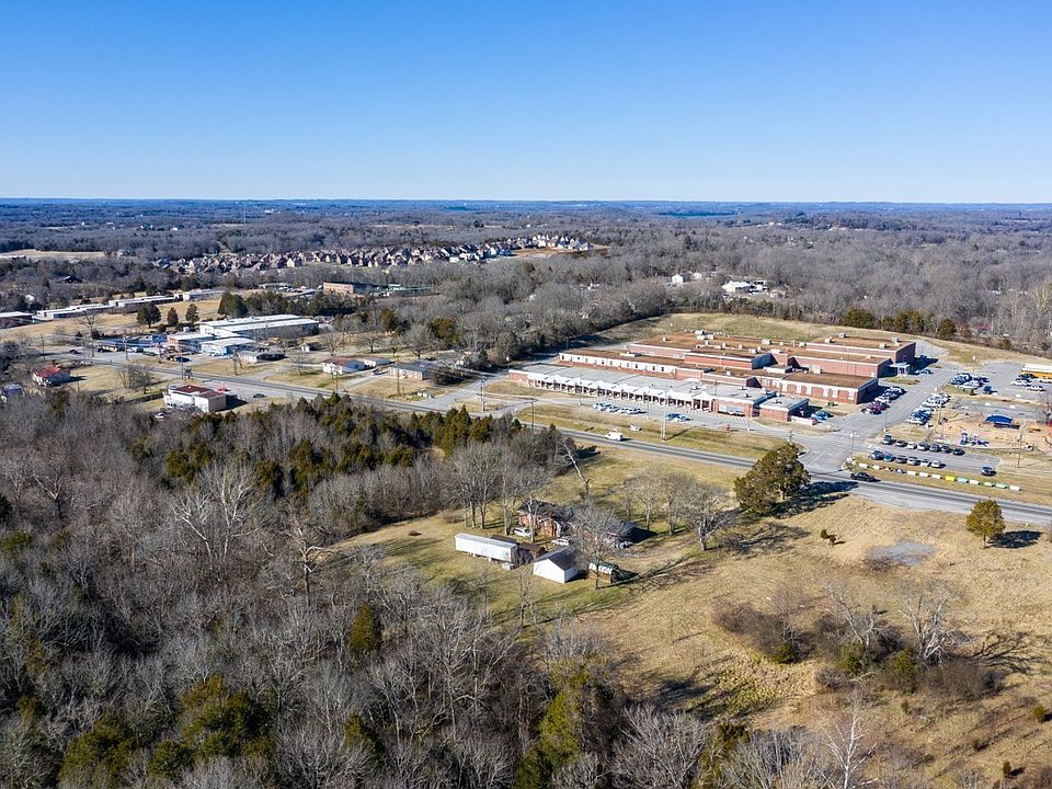 2nd image of 9298 Lebanon Rd