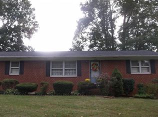 4000 E Englewood Blvd, Johnson City, TN 37601