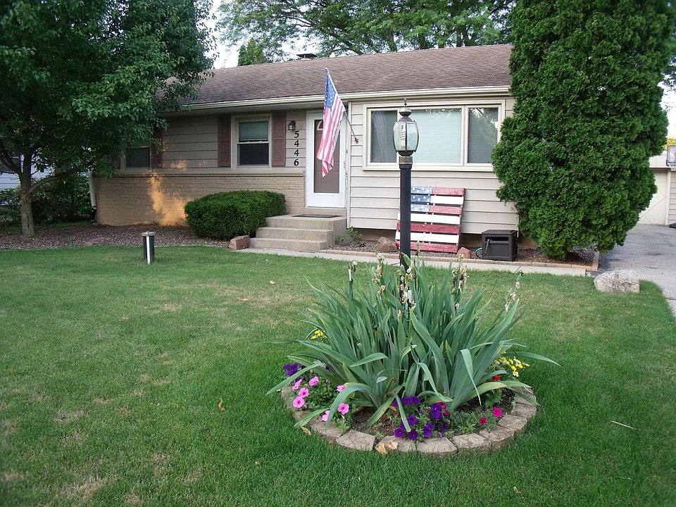 1st image of 5446 S 114th St