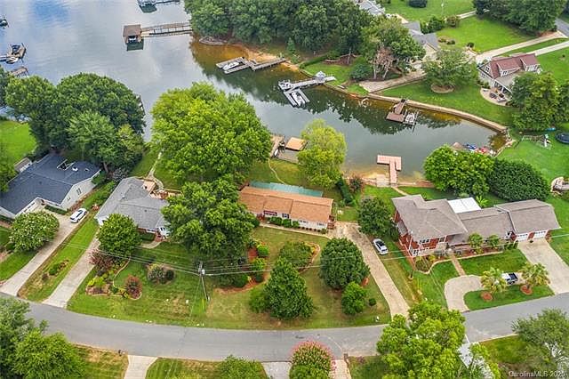 1st image of 21308 Norman Shores Dr