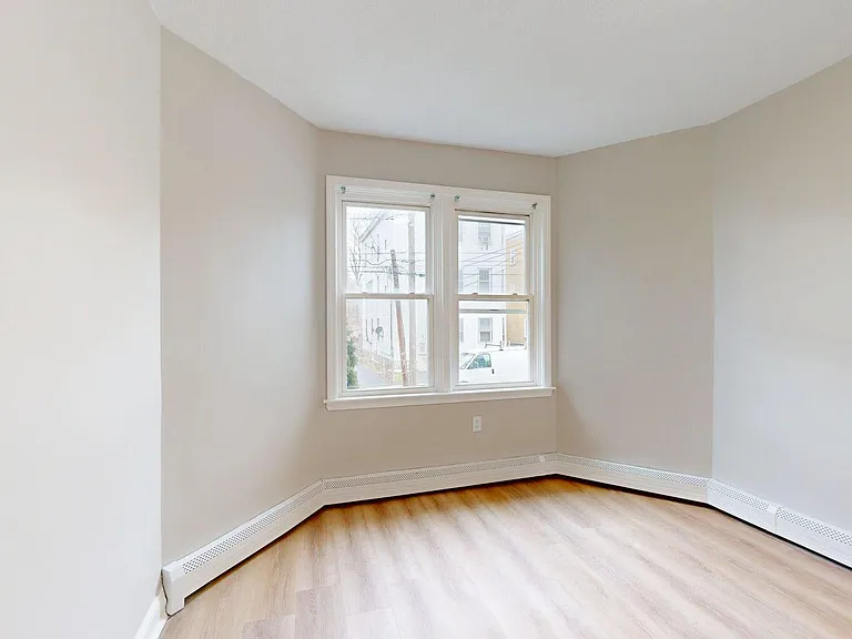 165 Hichborn St #5 — Photo 14