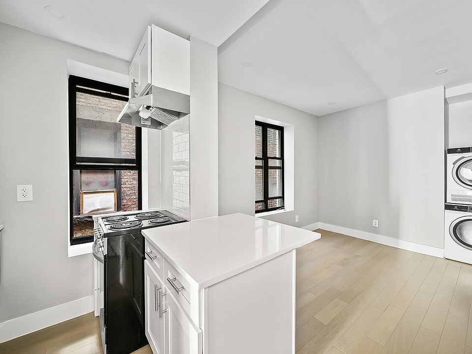 1st image of 166 Allen St #23