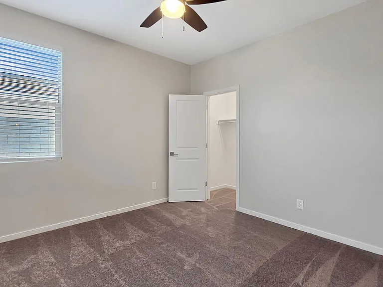 21398 W Holly St — Photo 23