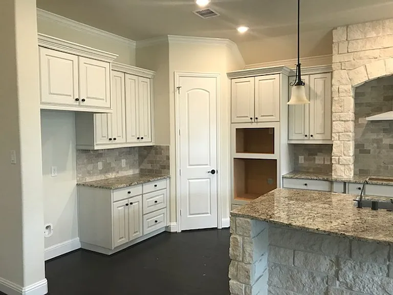 3750 Pinebrook Hollow Ln — Photo 4
