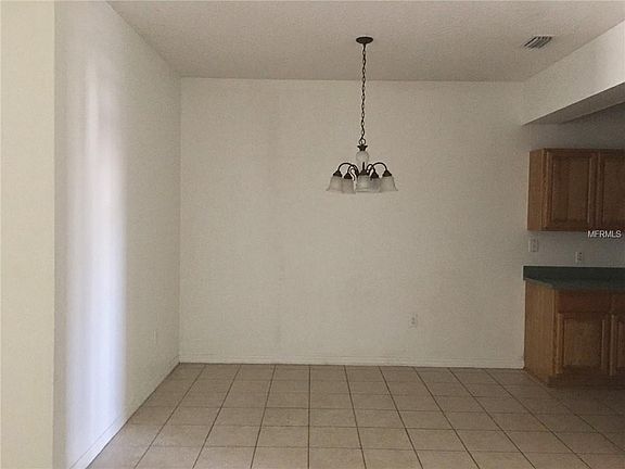 4th image of 3581 Home Town Ln